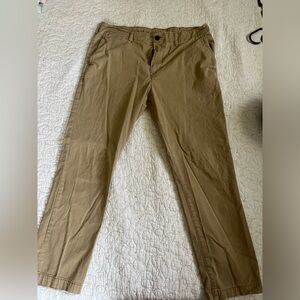 Men’s American Eagle Khaki Pants